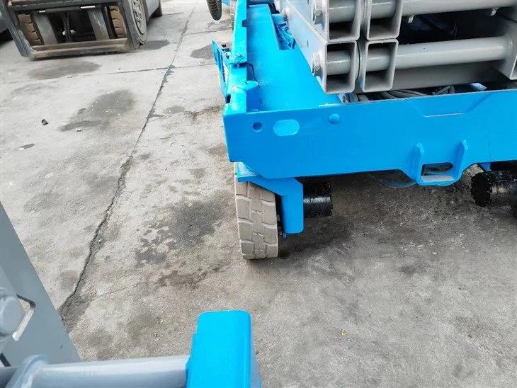 Used GENIE GS3246 Scissor Lift